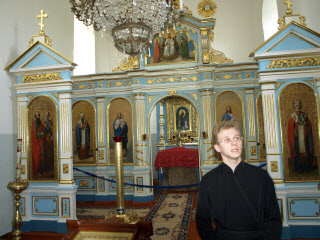 Seminarzysta Dmitrij opowiada o monastyrze. Tu o javlenskej cerkwi